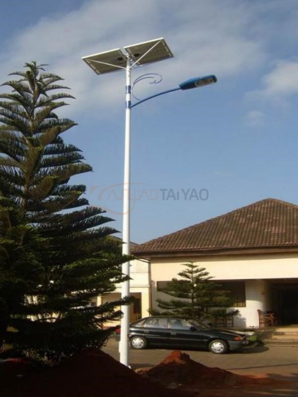 Ghana 7m lighting pole/40w led lamp