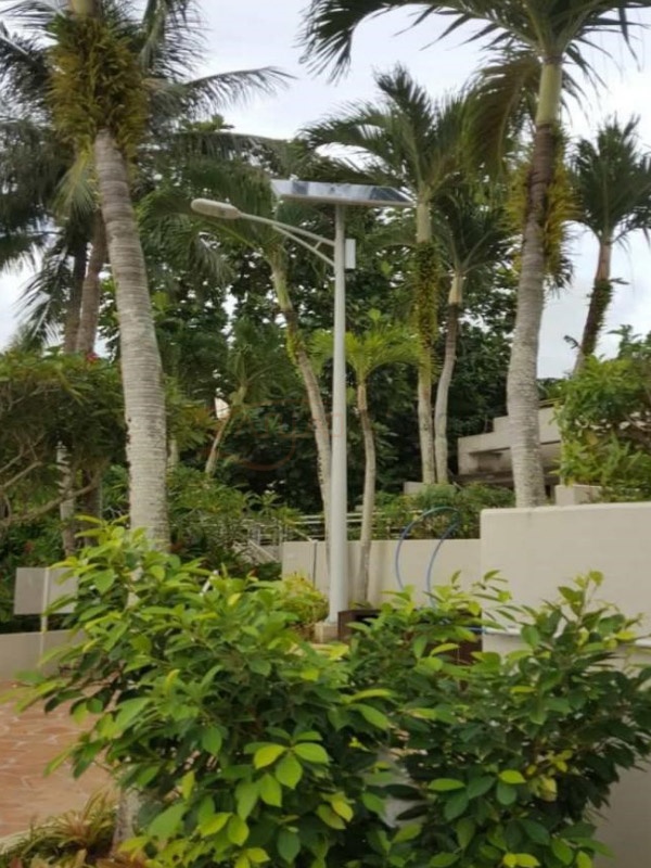 Guam Island 4M 40W solar street light with lithium battery