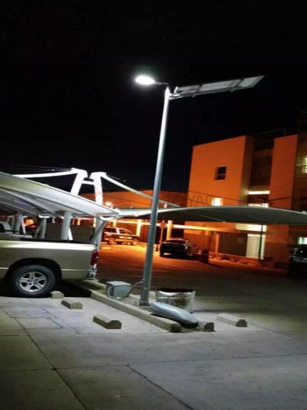 Mexico 6M 40W solar street light with gel battery